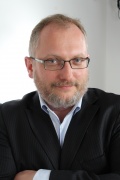 Profile picture for user Daniel Winkler