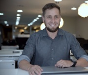 Profile picture for user Jefferson Roschel