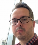 Profile picture for user Ron Derksen