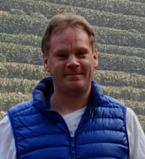 Profile picture for user Alex Baar