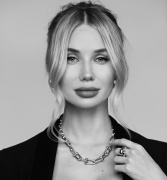 Profile picture for user Alisa Fattakhov
