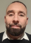 Profile picture for user Simon Pittaway