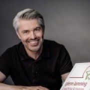 Profile picture for user Glenn Lamming